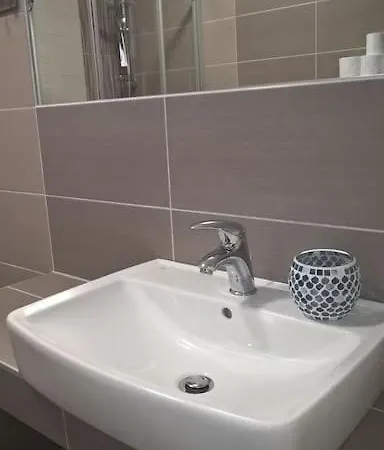 Apartment S Terasou A Vyhledem Na Jezero Lipno *