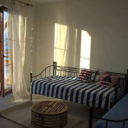 Apartment S Terasou A Vyhledem Na Jezero Lipno