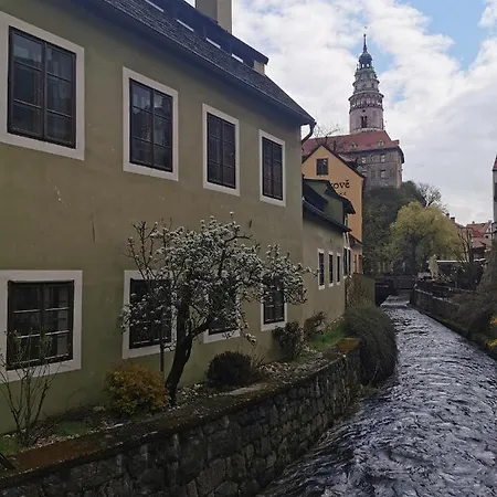 S Terasou A Vyhledem Na Jezero Lipno *