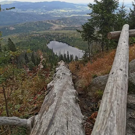 S Terasou A Výhledem Na Jezero Lipno Kovarov (Cesky Krumlov)