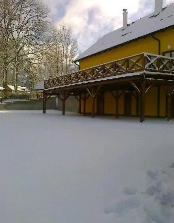 S Terasou A Vyhledem Na Jezero Lipno Kovarov (Cesky Krumlov)