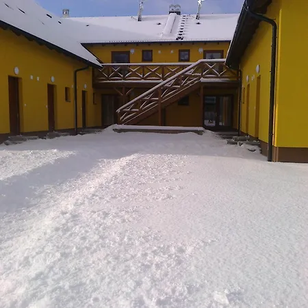 Apartment S Terasou A Vyhledem Na Jezero Lipno Kovarov (Cesky Krumlov)